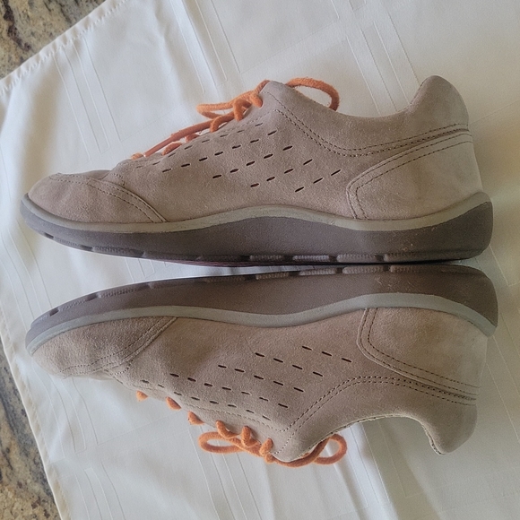 HP!🎉🎉☺️VIKING gorotex surround 👟 walking shoes - Picture 4 of 16